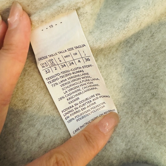 Virgin Wool and Cashmere Coat, 2-tone jacket - Picture 9 of 12